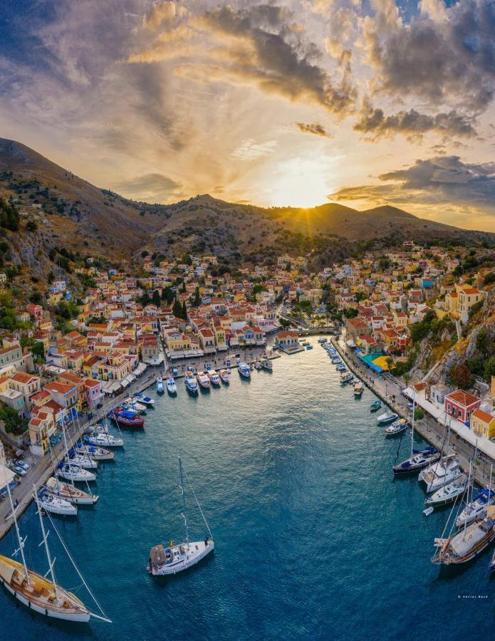 Marthas Traditional House Symi Exterior foto